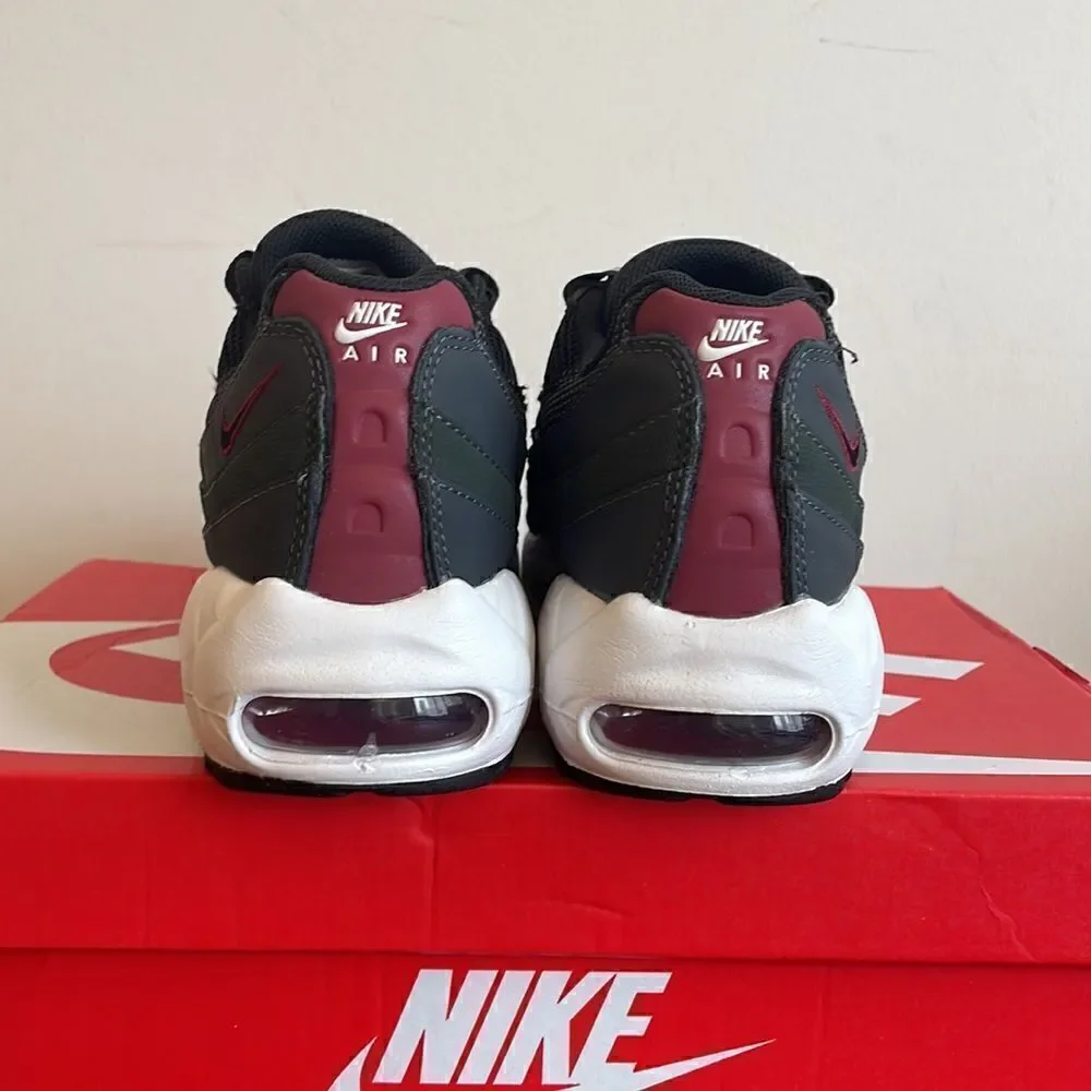 Nike Air Max 95 Essential Anthracite Team Red Men6/Women 7.5(DQ3982-001)MSRP$175